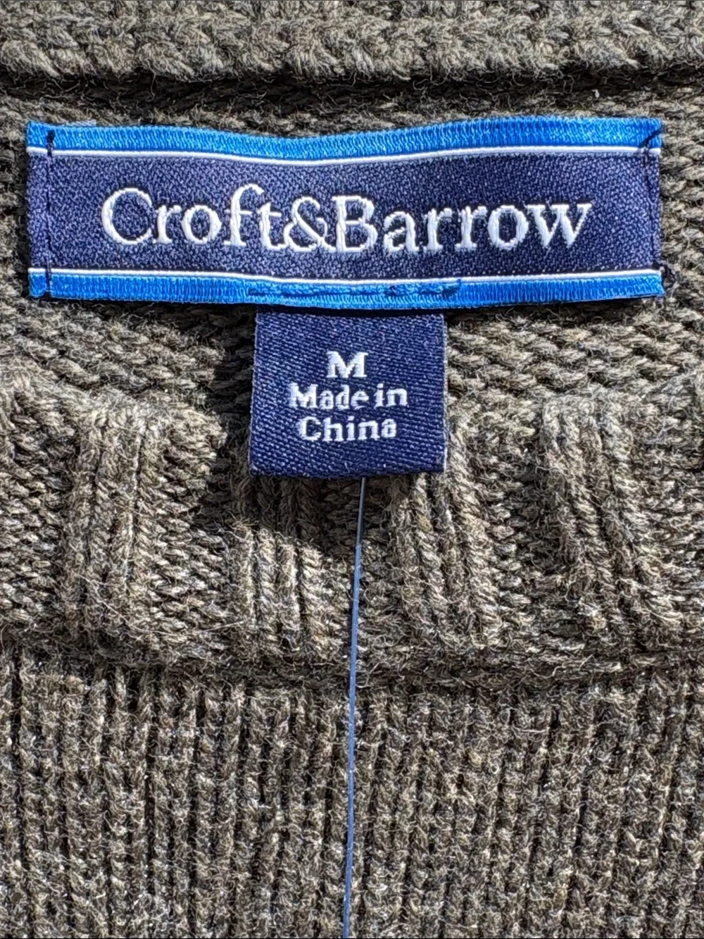 Croft & barrow medium olive cotton blend crew. NWT!